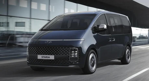 STARIA 11P TECHO ALTO